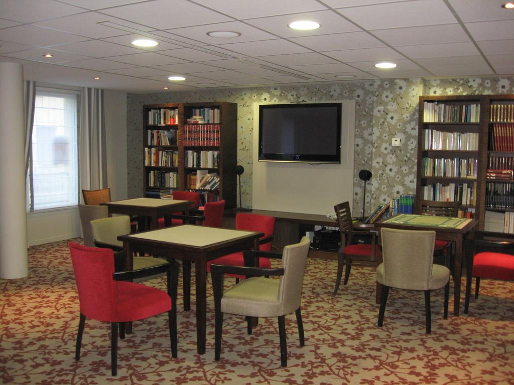 Aparthotel Domitys Le Parc Balsan Châteauroux Exteriér fotografie