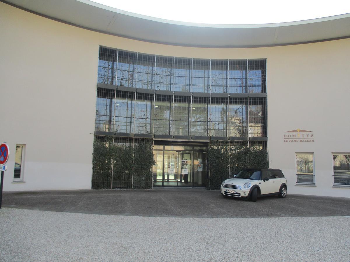 Aparthotel Domitys Le Parc Balsan Châteauroux Exteriér fotografie